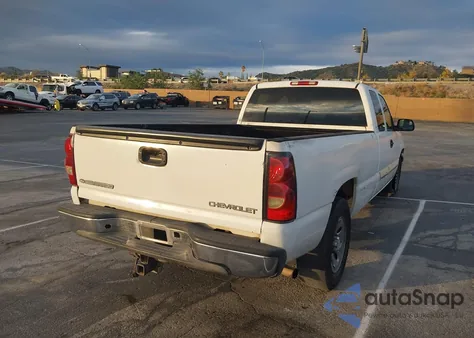 2007 Chevrolet Silverado 1500 Classic Lt1 z USA, uszkodzony, nr VIN 1GCEC19Z07E138994